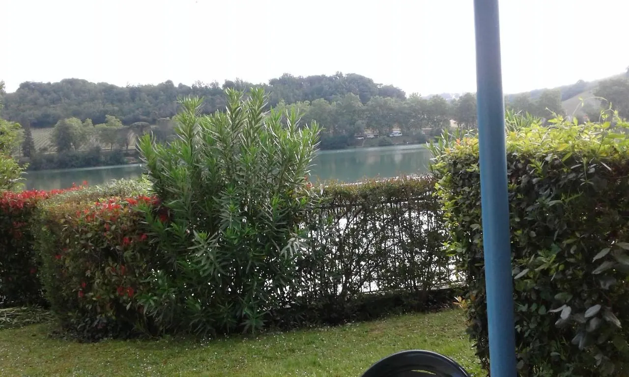 Le Hameau Du Lac Avec Piscine Dans Residence, ,Appart Classe 1 Etoile Marciac